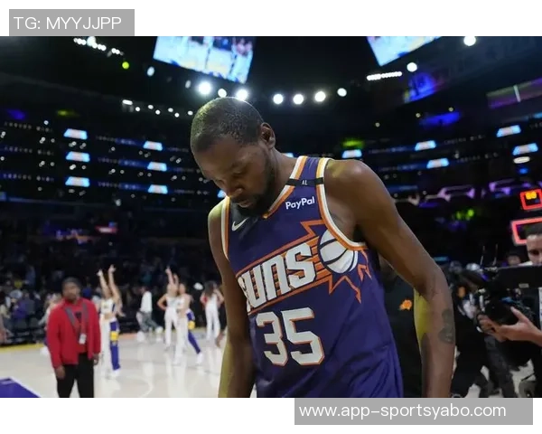 杜兰特37岁95天创纪录成火箭队史最年长20分10助球员 杜兰特37岁95天创纪录成火箭队史最年长20分10助球员