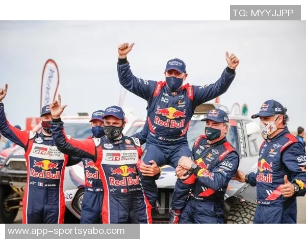 纳赛尔盛赞巴黎六冠荣耀共同庆祝历史性成就的自豪时刻 纳赛尔盛赞巴黎六冠荣耀共同庆祝历史性成就的自豪时刻